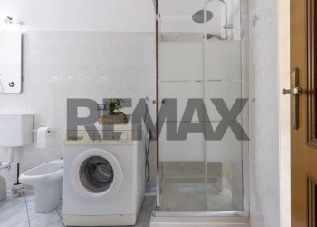 Bagno - Semi-detached Villa via Padre Daniele
 
27, Samarate - photo 22