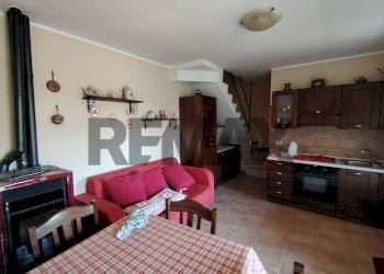 Sala da pranzo - Four-room apartment Via La grande quercia nuova
 
14, Vinchiaturo - photo 3