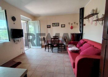 Sala da pranzo - Four-room apartment Via La grande quercia nuova
 
14, Vinchiaturo - photo 8