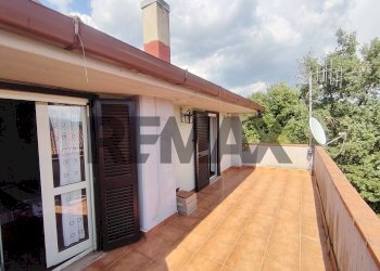 Terrazza - Four-room apartment Via La grande quercia nuova
 
14, Vinchiaturo - photo 15