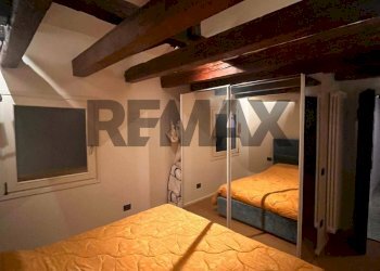 Camera / camera da letto - Three-room apartment Ruga San Polo - Vecchia San Giovanni
 
100, Venezia - photo 9