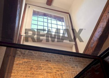 Dettagli - Three-room apartment Ruga San Polo - Vecchia San Giovanni
 
100, Venezia - photo 11