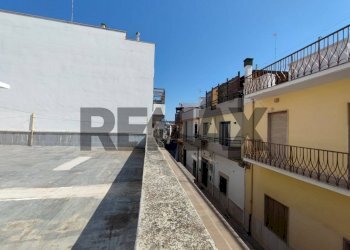 Edificio all\'aperto - Casa indipendente via Michelangelo D'Alessandro
 
2, Triggiano - foto 5