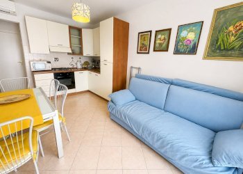Foto 10 - Appartamento Via Michele Albavera
 
3, San Bartolomeo al Mare - foto 10