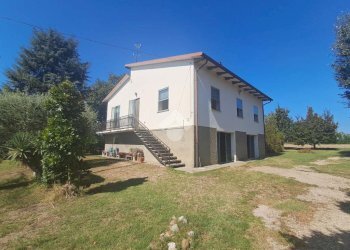 Villa Via ladello, Imola - photo 1