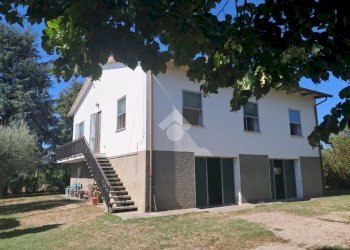 Villa Via ladello, Imola - photo 2