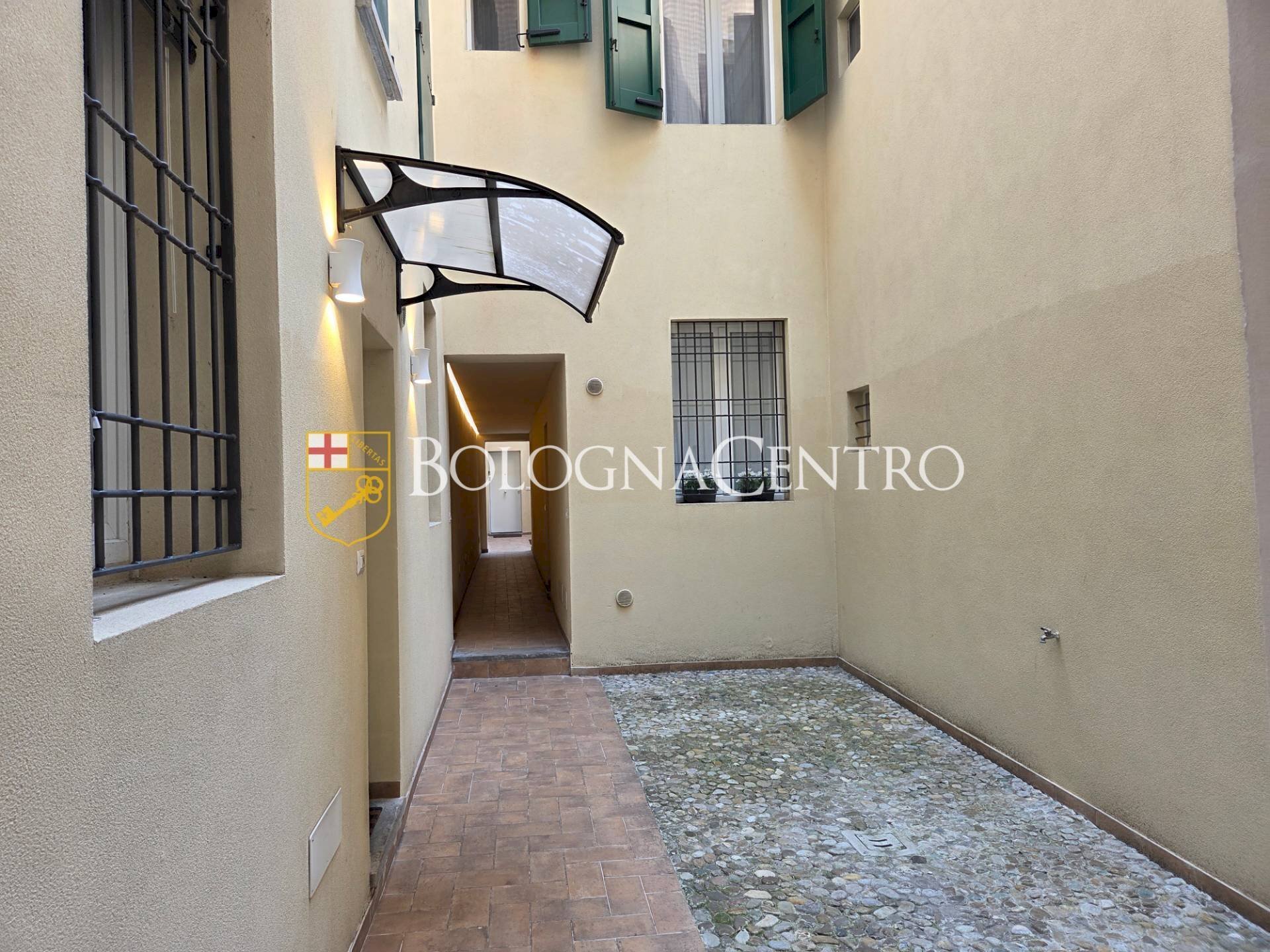 Bilocale Bologna (zona Santo Stefano) - foto 3