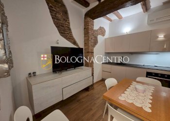 Bilocale Bologna (zona Santo Stefano) - foto 7