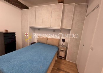 Bilocale Bologna (zona Santo Stefano) - foto 9