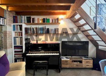 One-room apartment Via Leonardo Da Vinci, 20
Centro storico, Brescia (neighborhood Centro Storico) - photo 2