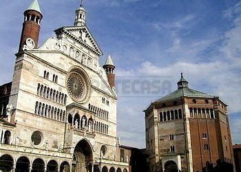 350px-Cremona_Duomo - Appartamento Via Giuseppe Garibotti, Cremona - foto 5