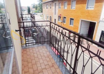 balcone - Appartamento Re Umberto, Lainate - foto 5