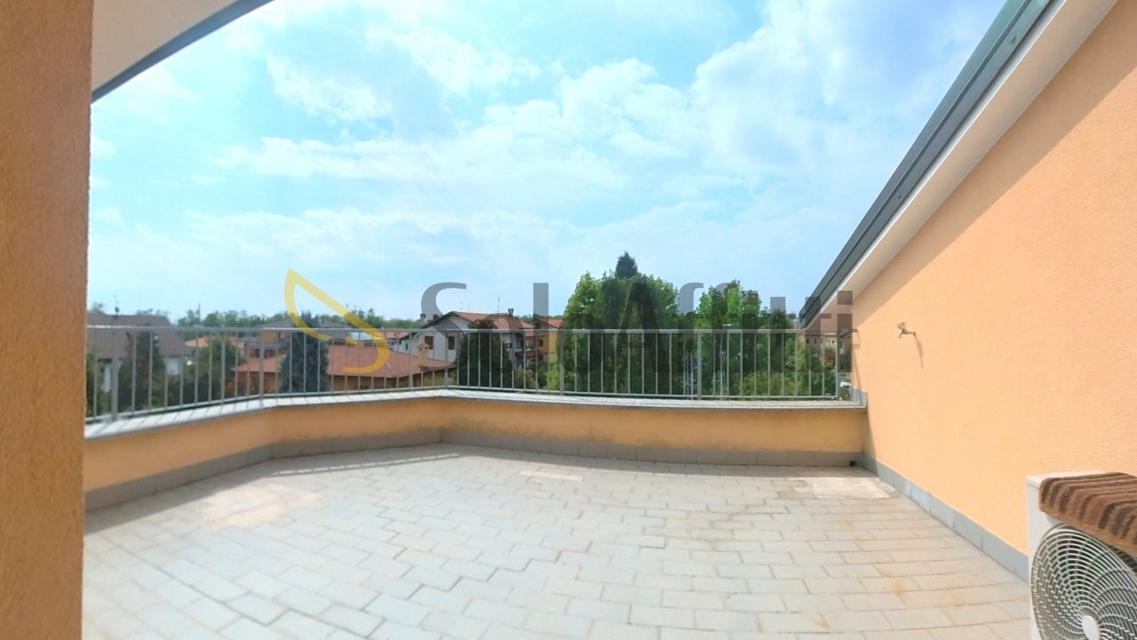 Terrazzo - Appartamento Via Antonio Canova, Parabiago - foto 1