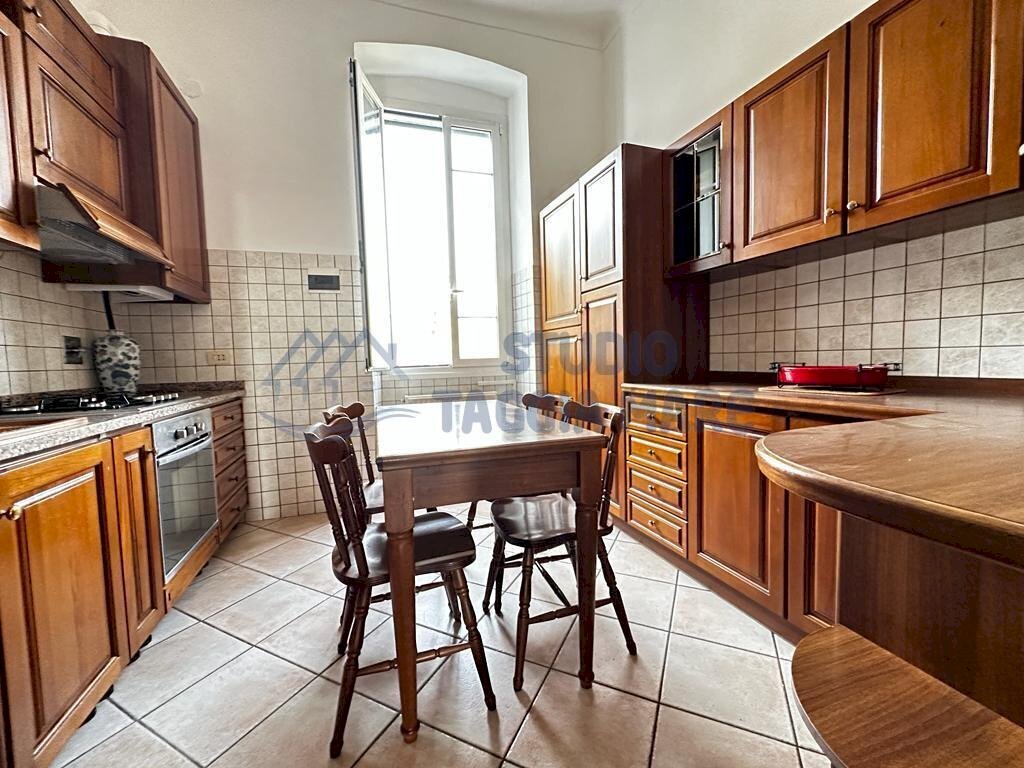 PHOTO-2023-07-11-19-52-38 19 - Four-room apartment Via Arziglia, Bordighera - photo 2