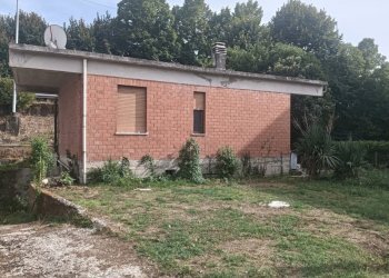 6a2faa82-86e2-43e0-99f9-71e66a4e1df6 - Villa Via Italia 128, Bolano - foto 1