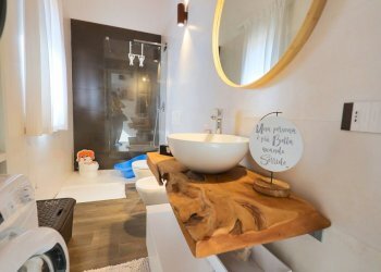 Bagno - Villa Via San Domenico 25, Taranto - foto 16