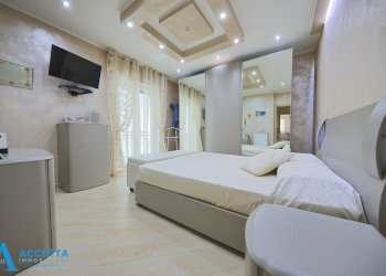 Camera da letto - Appartamento Via Rintone 39, Taranto - foto 15