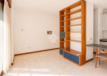 Two-room apartment via Gugliemo Marconi, hamlet Milano 3, Basiglio - photo 2