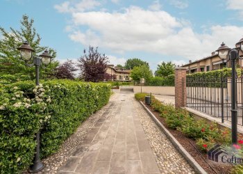 Four-room apartment Peschiera Borromeo - photo 37