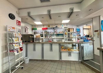 Shop Via Leonardo Da Vinci, Novara - photo 1