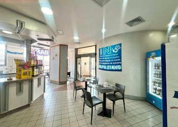 Shop Via Leonardo Da Vinci, Novara - photo 3