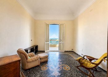 Apartment Corso Vittorio Veneto, Savona (neighborhood Fornaci) - photo 3