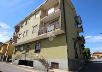 Three-room apartment Appartamento via Galileo Galilei, Bareggio - photo 1