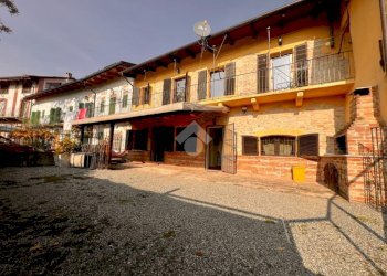 Semi-detached house Via Piave, Cocconato - photo 1