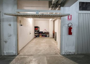 garage - Four-room apartment Via Santo Stefano, Montesilvano - photo 17