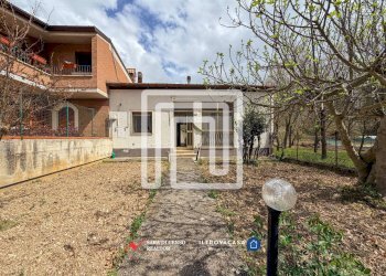 Foto 1 - Casa indipendente Via Badia
 
3, Sulmona - foto 1