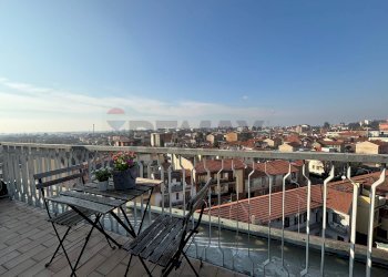 Balcone - Bilocale Porta Ronca
 
55, Rho - foto 1