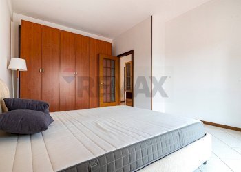 Camera / camera da letto - Bilocale Porta Ronca
 
55, Rho - foto 16