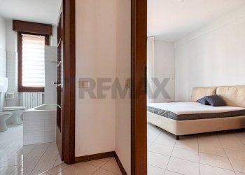 Camera / camera da letto - Bilocale Porta Ronca
 
55, Rho - foto 18