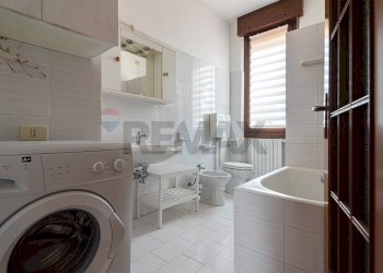 Bagno - Bilocale Porta Ronca
 
55, Rho - foto 19