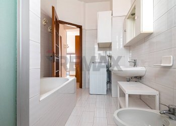 Bagno - Bilocale Porta Ronca
 
55, Rho - foto 21