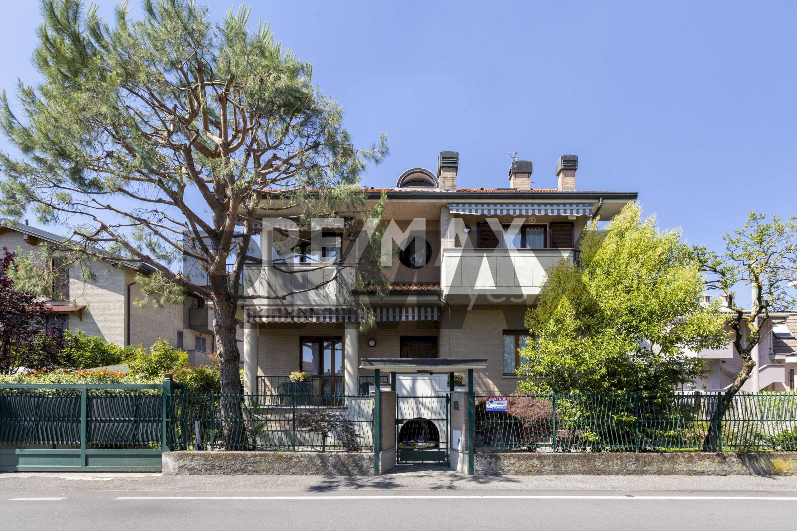 Casa all\'aperto - Casa semi indipendente via Como
 
24, Paderno Dugnano - foto 1
