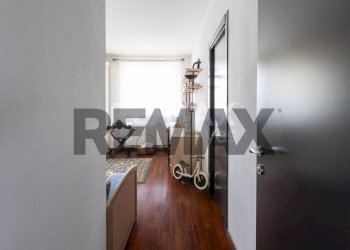 Hall / corridoio - Casa semi indipendente via Como
 
24, Paderno Dugnano - foto 19