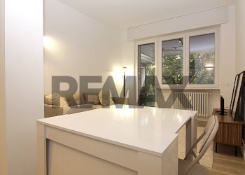 Camera / camera da letto - Two-room apartment VIA STEFANO LEGNANI
 
7, Varese - photo 3