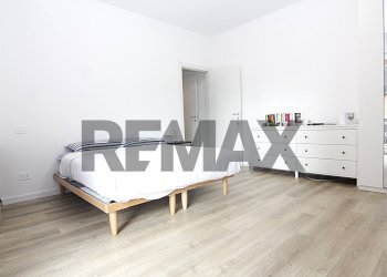 Camera / camera da letto - Two-room apartment VIA STEFANO LEGNANI
 
7, Varese - photo 7