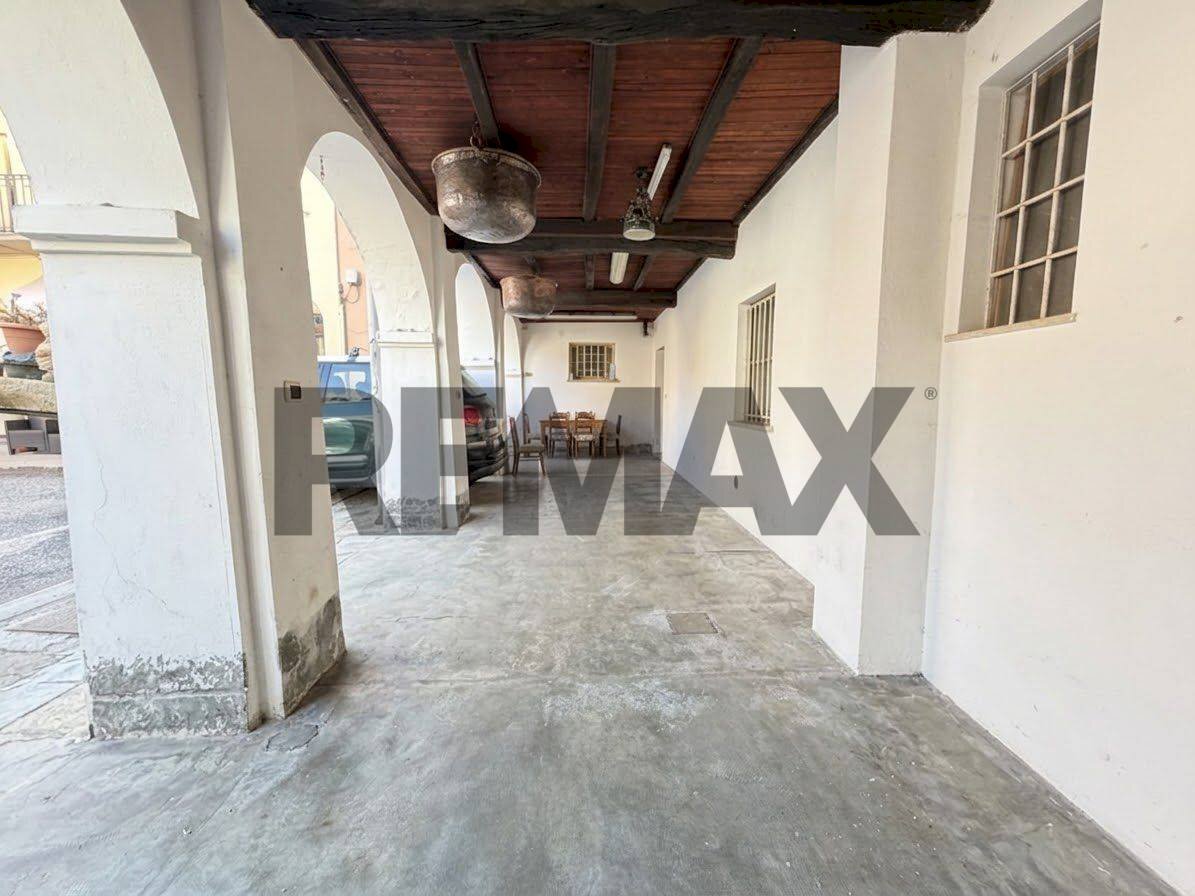 Parcheggio - Casa semi indipendente via isarco
 
8, Varese - foto 3