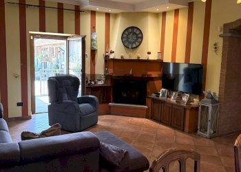 Soggiorno - Rustico tre colombare
109, Tronzano Vercellese - foto 27