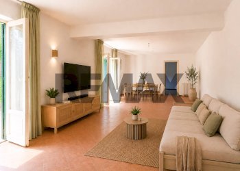 Sala da pranzo - Villa Via Villa Giocosa
 
15, Palermo - foto 29
