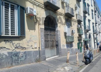 Edificio all\'aperto - Quadrilocale Via Salvator Rosa
208, Napoli - foto 2