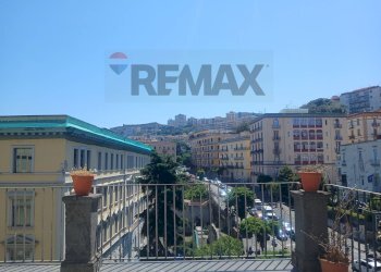 Edificio all\'aperto - Quadrilocale Via Salvator Rosa
208, Napoli - foto 3