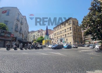 Edificio all\'aperto - Quadrilocale Via Salvator Rosa
208, Napoli - foto 36