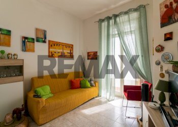 Soggiorno - Bilocale Viale Mario Rapisardi
 
158, Catania - foto 9