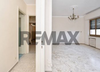 Stanza vuota - Appartamento Via Piazza Dante
 
13, Acireale - foto 34