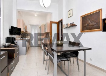 Sala da pranzo - Quadrilocale Via Stanislao Cannizzaro
 
27, Catania - foto 20