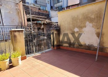 Terrazza - Trilocale Via Plaia
 
130, Catania - foto 6