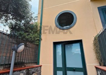 Casa all\'aperto - Trilocale Via Ortisei
 
5, Acireale - foto 2